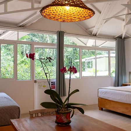 Jaguar Inn Bungalows Puerto Viejo de Talamanca Buitenkant foto
