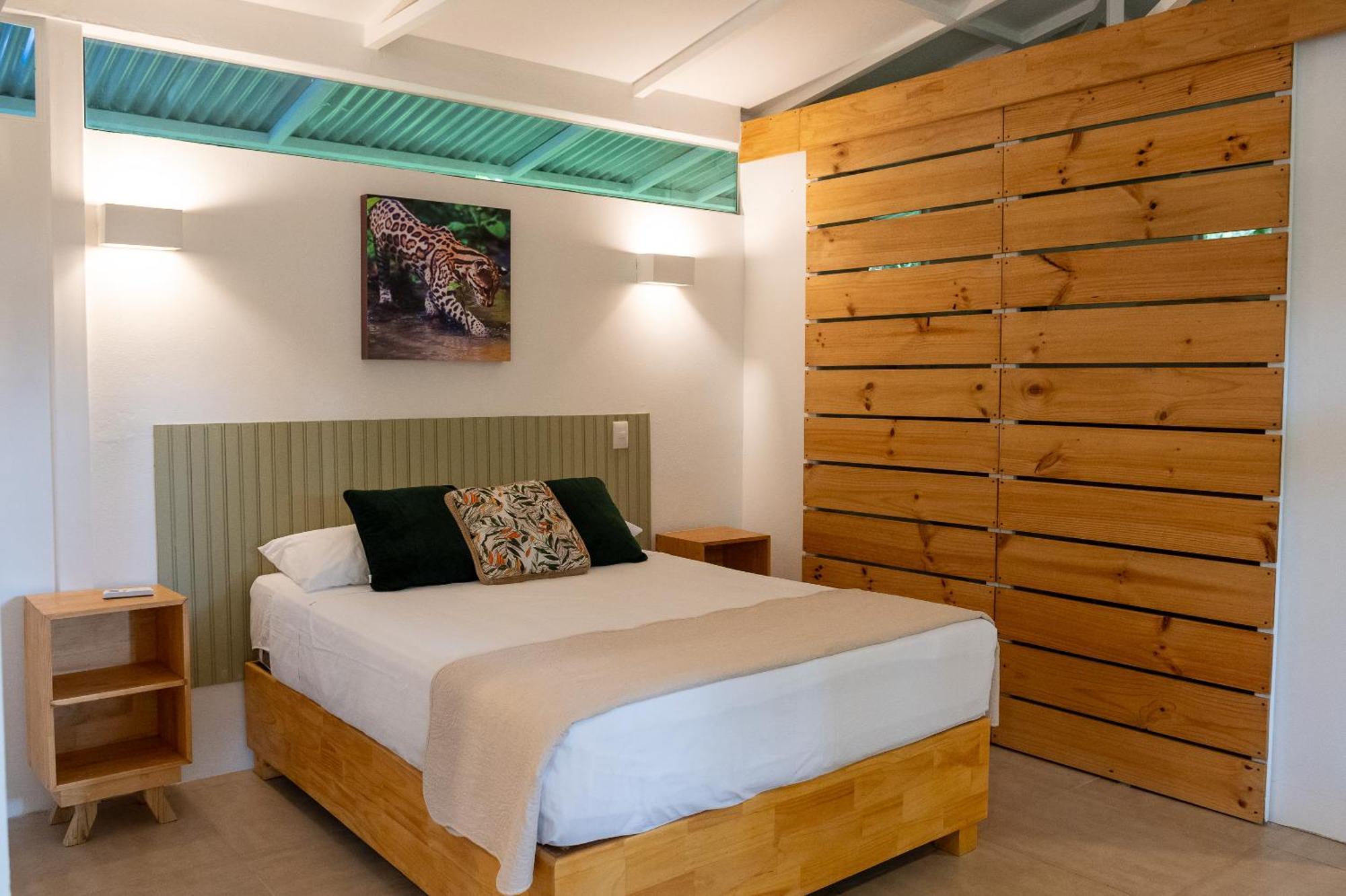 Jaguar Inn Bungalows Puerto Viejo de Talamanca Buitenkant foto