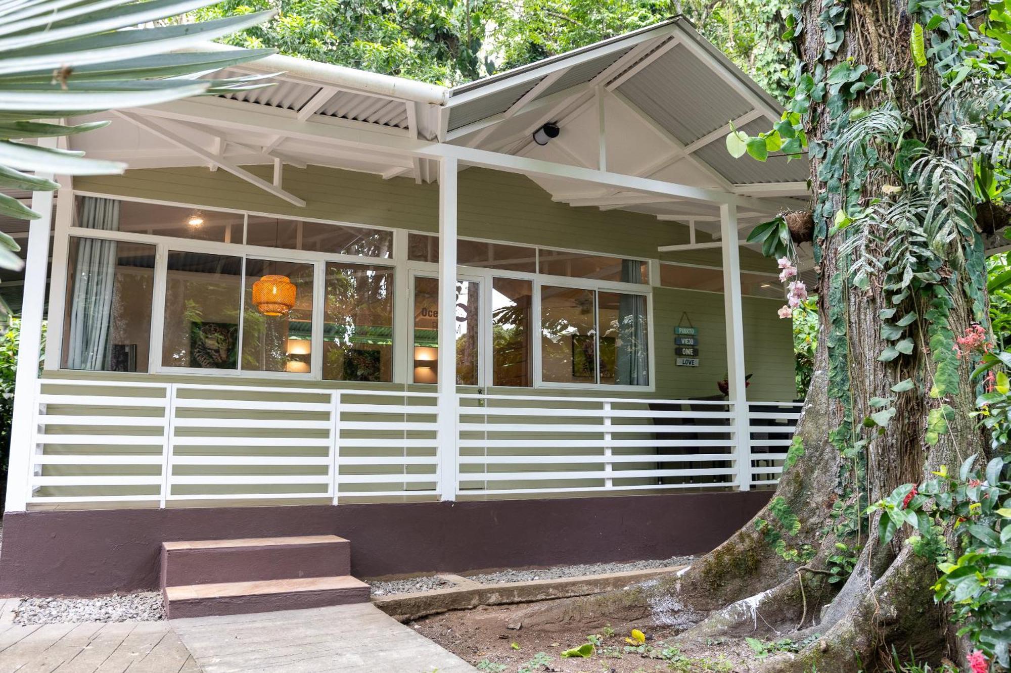 Jaguar Inn Bungalows Puerto Viejo de Talamanca Buitenkant foto